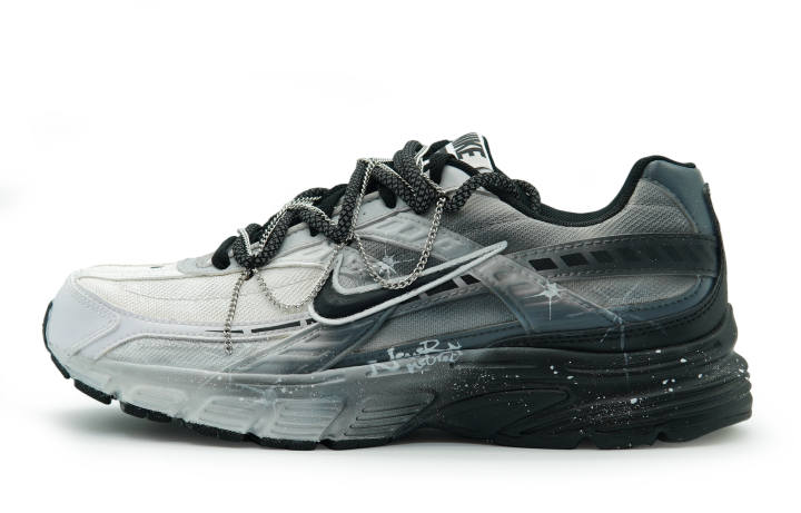 Nike Nike Initiator Abrasion Resistant Low top Running Shoes Men's Black White Gray