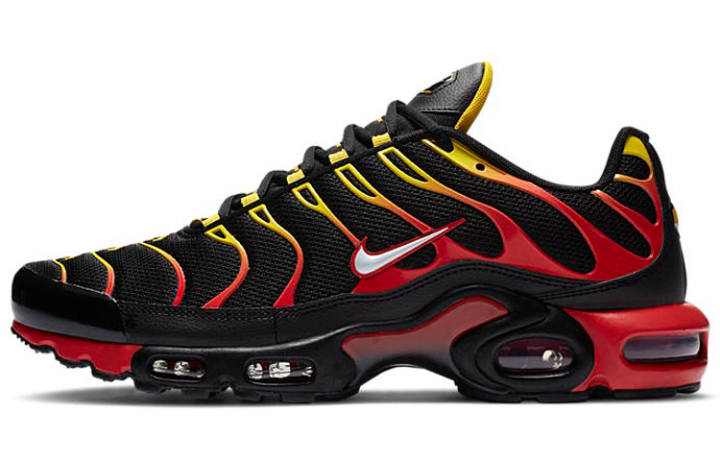 Nike Nike Air Max Plus Gradient Black Red Yellow