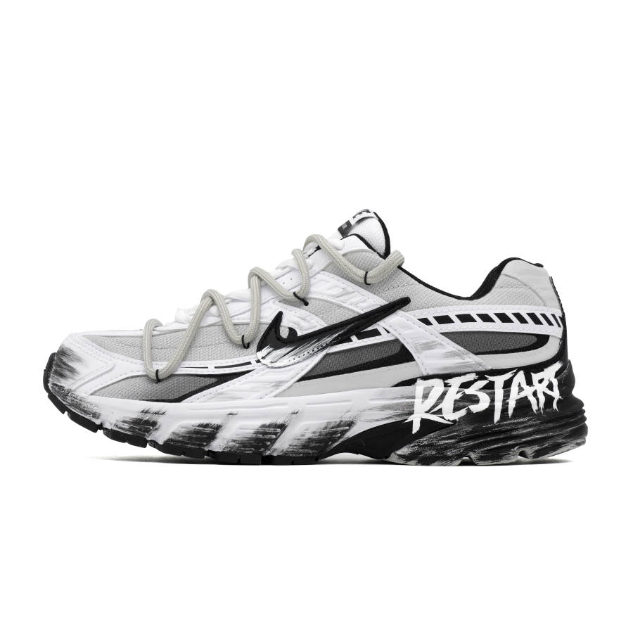 Nike Nike Initiator Abrasion Resistant Running Shoes Unisex Black White