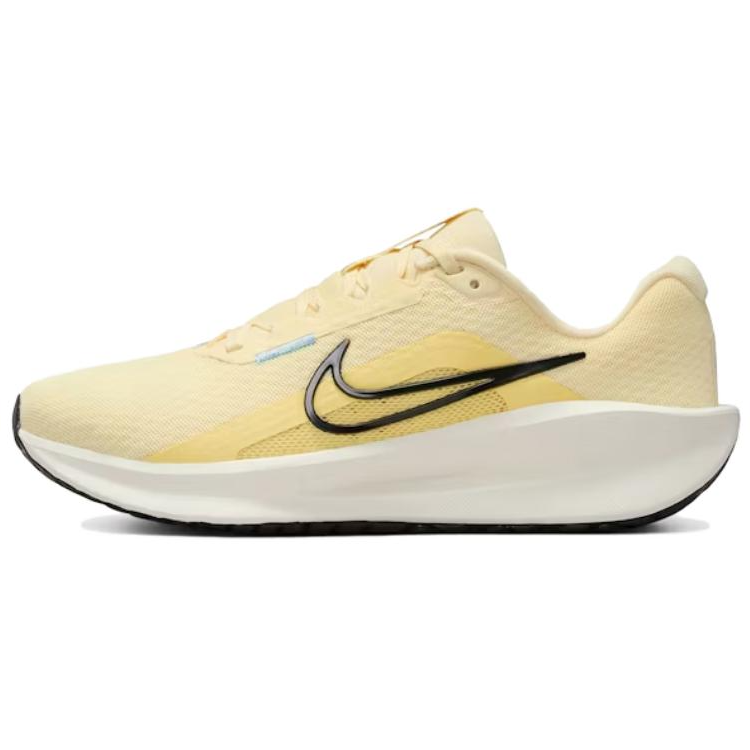 Nike Nike DOWNSHIFTER 13 Low top Casual Running Shoes Women's Yellow