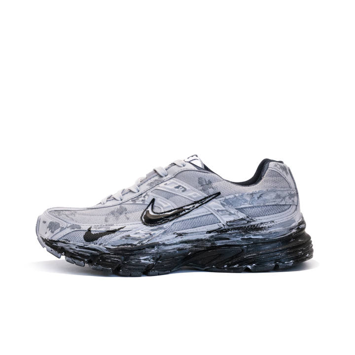 Nike Nike Initiator Cushioning Slip Resistant Abrasion Resistant Breathable