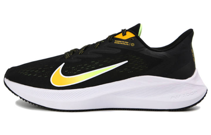 Nike Nike Air Zoom Winflo 7 'Black University Gold'