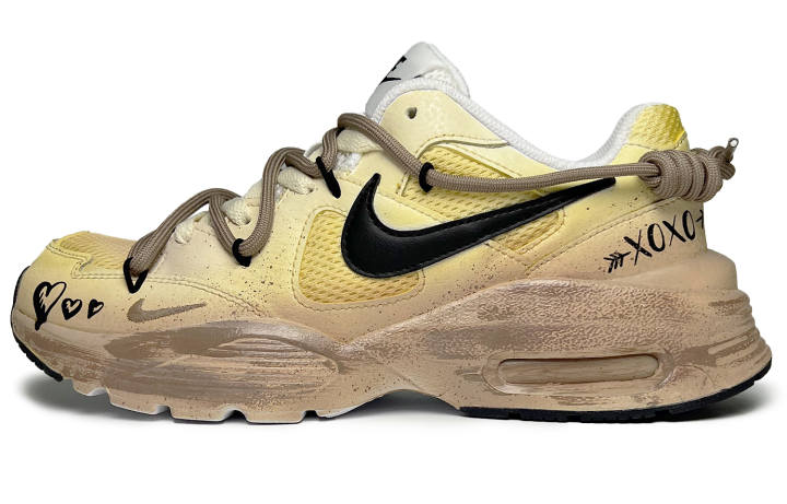 Nike Nike Air Max Fusion Low top Running Shoes Women's Yellow Black