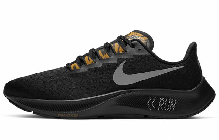Nike Nike Air Zoom Pegasus 37 'Black Yellow'