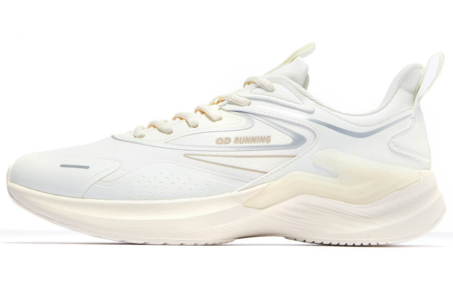 QIAODAN Slip Resistant Abrasion Resistant Low top Running Shoes Men's White Yellow