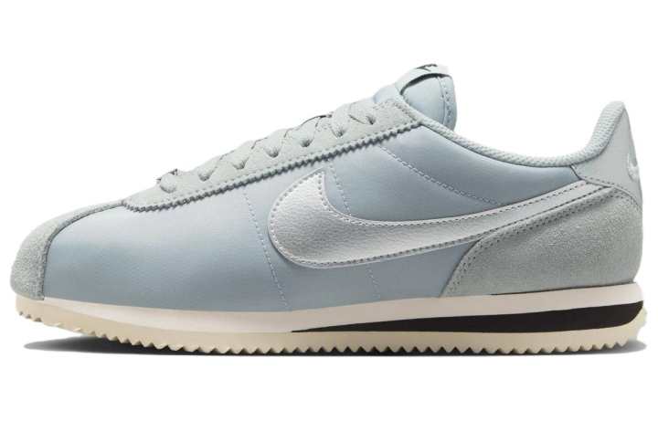 Nike Nike Cortez Textile Light Pumice Women's