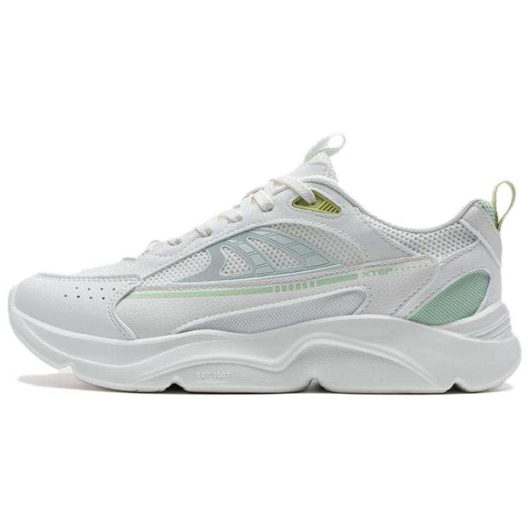 XTEP Cushioning, Wear Resistant Low top Casual Shoes Women's White Green