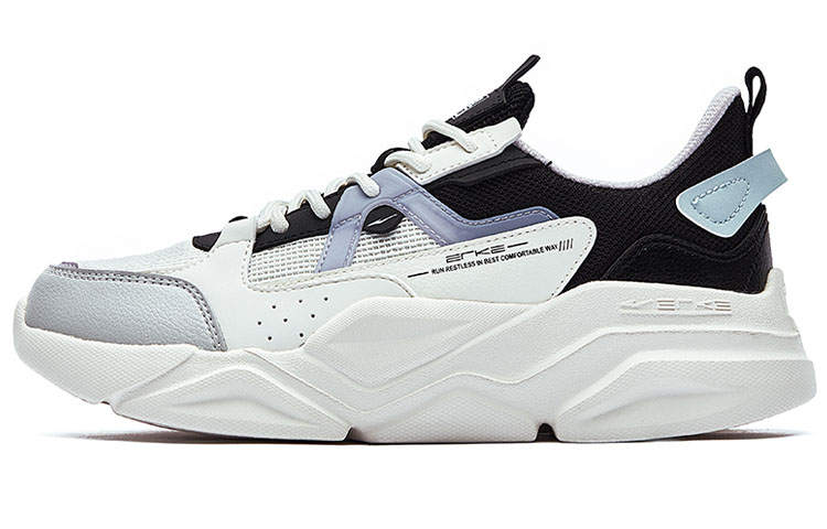 Erke Bai Qian Breathable Abrasion Resistant Slip Resistant Low top Running Shoes Women's Black White