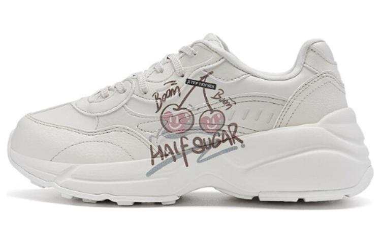 XTEP Mu Xing Cushioning, Wear Resistant Low top Casual Running Shoes Women's White Gray