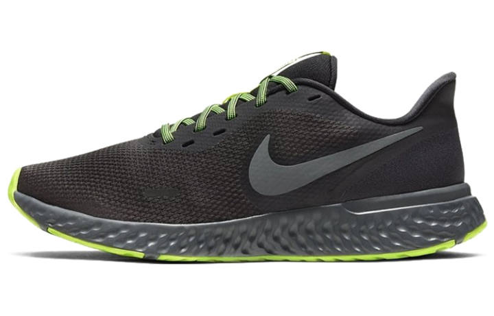 Nike Nike Revolution 5 'Black Volt Green'