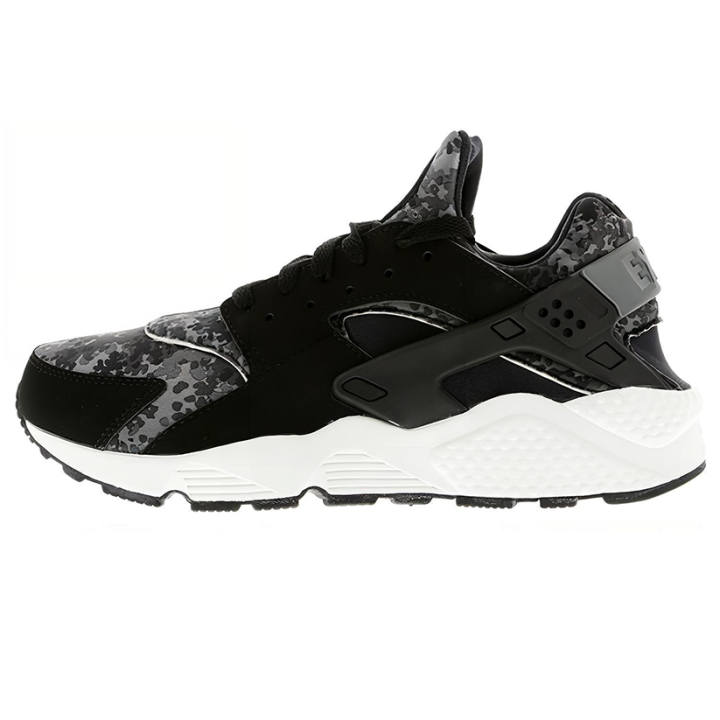 Nike Nike Air Huarache Black Snow Camo