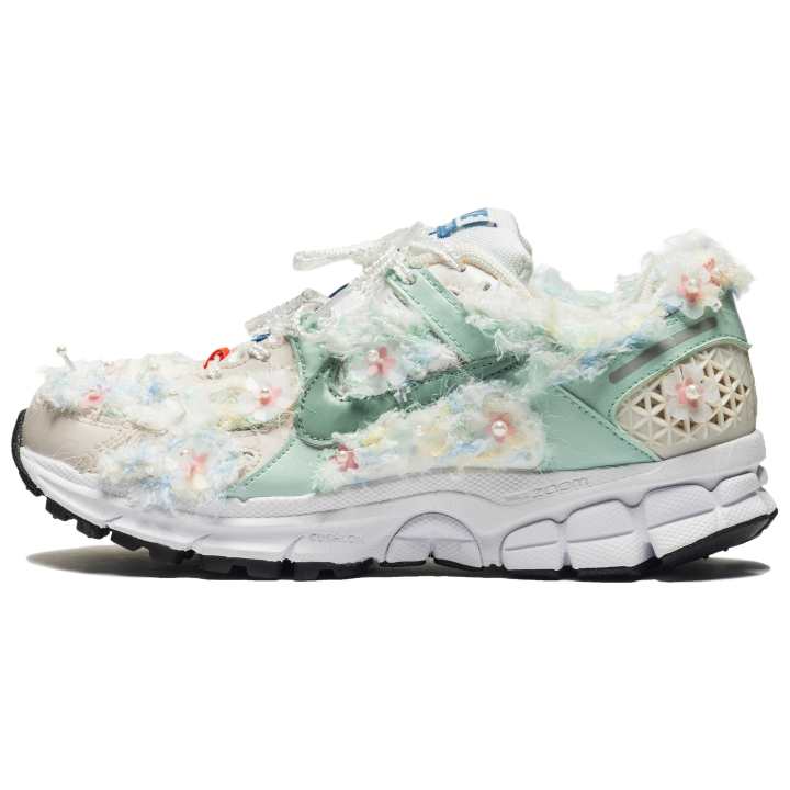 Nike Nike Zoom Vomero 5 Low top Running Shoes Women's Mint Green