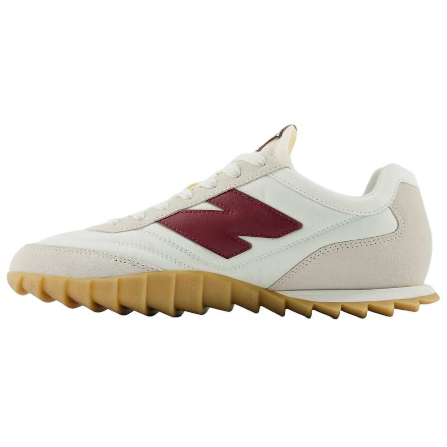 New Balance New Balance RC30 Low top Casual Shoes Unisex Ecru