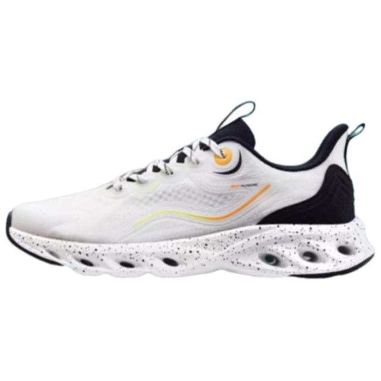 XTEP Abrasion Resistant, Breathable, Lightweight Low top Running Shoes Men's White Black