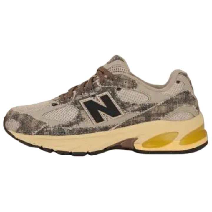 New Balance 2010 Joe Freshgoods x 2010 New Balance 'Bag Lady'