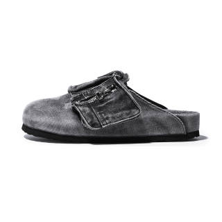 SANBAI STUDIO Closed Toe Slippers Unisex