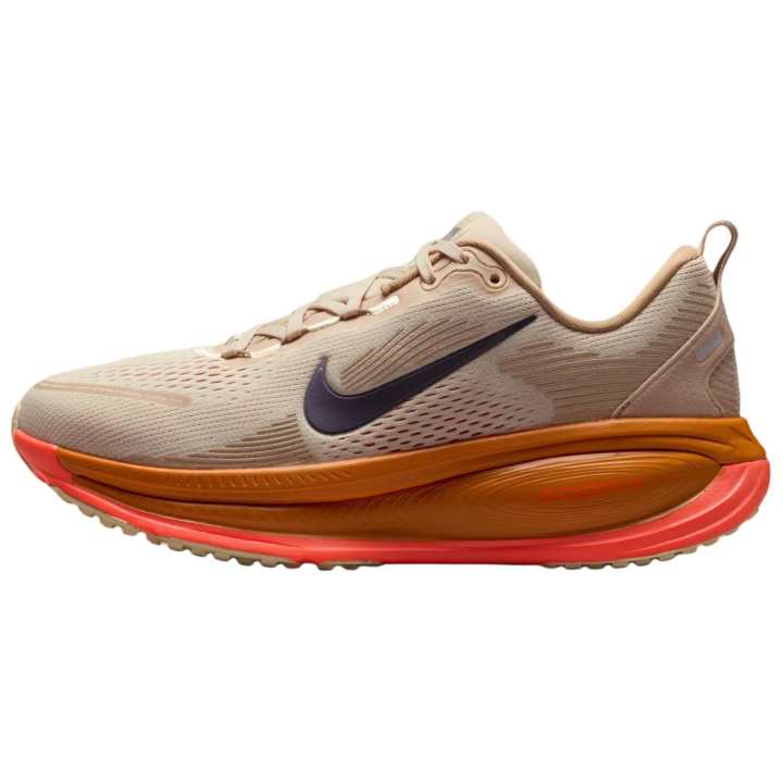 Nike Nike Vomero 18 Running Shoes Women's Beige Brown