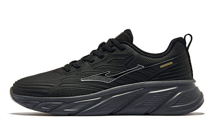 Erke Chasing Clouds Abrasion Resistant Slip Resistant Low top Running Shoes Men's Jet Black