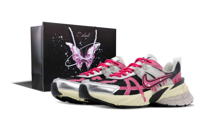 Nike Nike V2K Run Abrasion Resistant Low top Casual Running Shoes Women's Black Pink