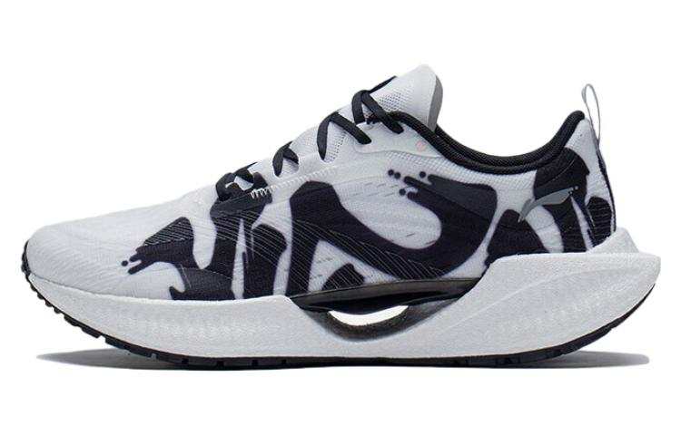 Li-Ning Li Ning Super Light 19 Lightweight Breathable And Resilient Low top Running Shoes Women's White Black