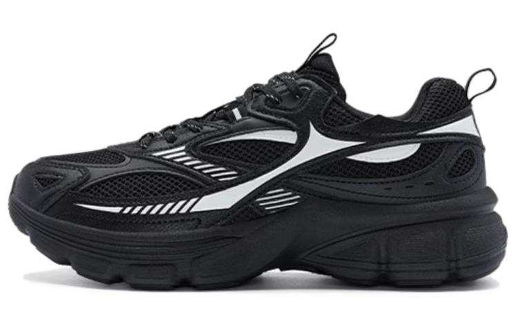 XTEP Cushioning, Wear Resistant Low top Running Shoes Women's Black