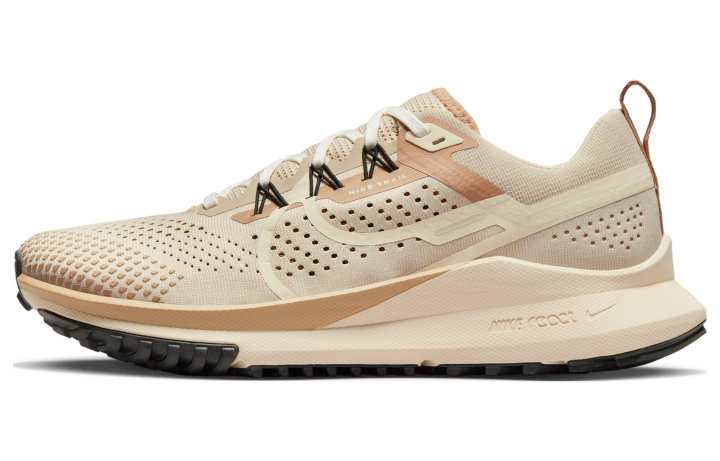 Nike Nike React Pegasus Trail 4 Sanddrift Coconut Milk Women's