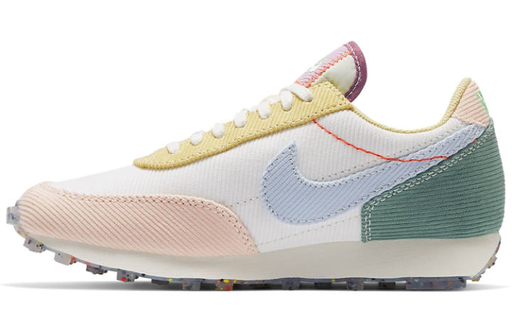 Nike Nike Daybreak Corduroy Sail Women's