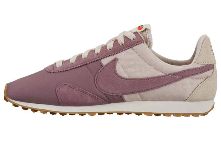Nike Nike Pre Montreal Racer Vintage 'Orewood Brown Grey Sail' Women's