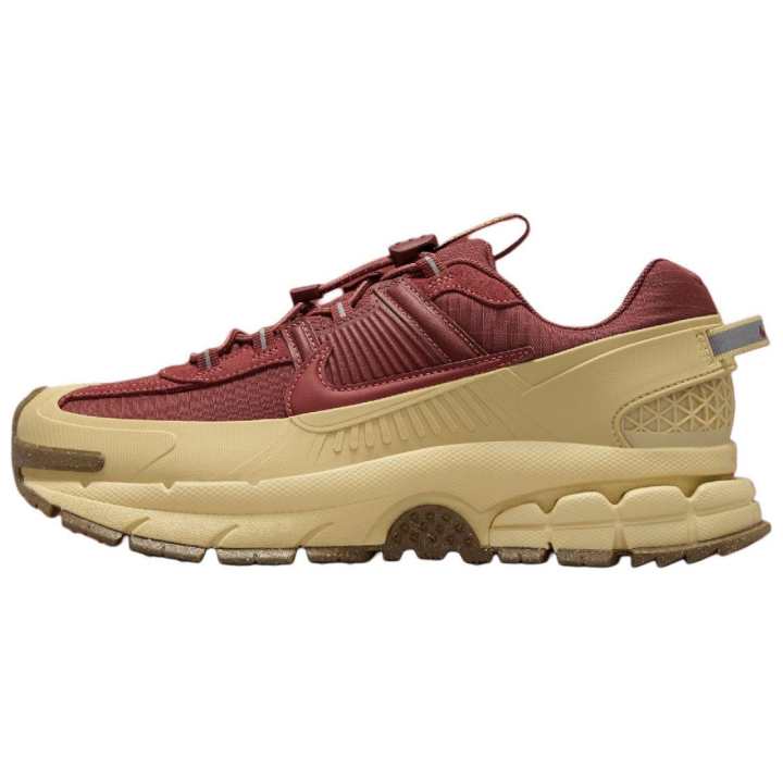 Nike Nike Zoom Vomero 5 Roam Team Red Gold