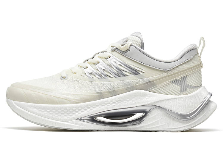 XTEP Yingqing PRO Abrasion Resistant Rebound Cushioning Low top Running Shoes Men's White Gray