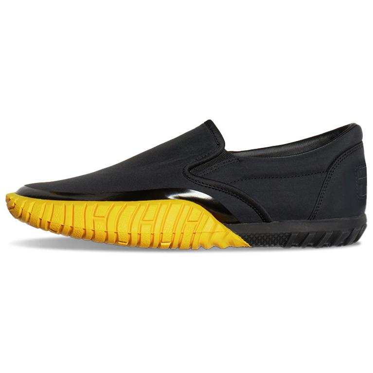 Onitsuka Tiger Duck Tiger Slip on Cushioning, Wear Resistant Low top Casual Shoes Unisex Black