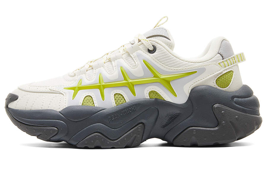 PEAK Cushioning Abrasion Resistant Coverage Height Increasing Low top Running Shoes Women's Canvas White Green