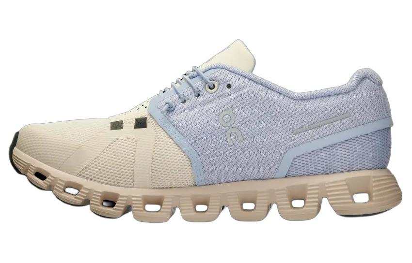 On On Running Cloud 5 Nimbus MoOn Women's