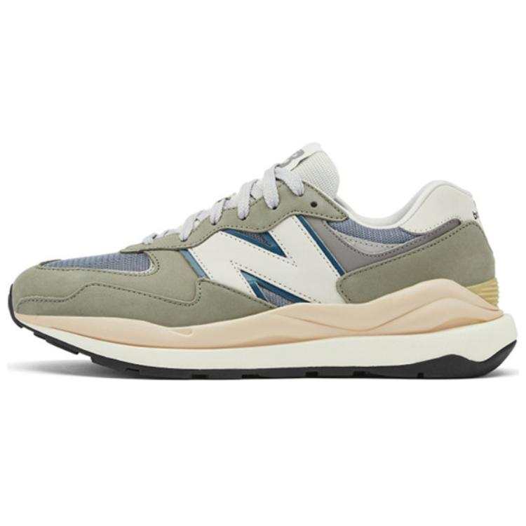 New Balance New Balance NB 5740 Low top Casual Shoes Women's Light Green