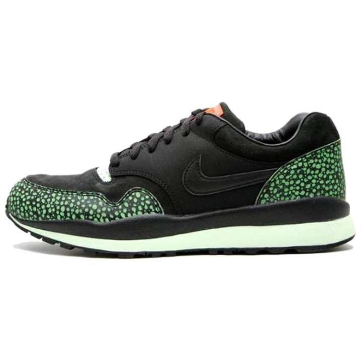 Nike Nike Air Safari Supreme Black Botanica