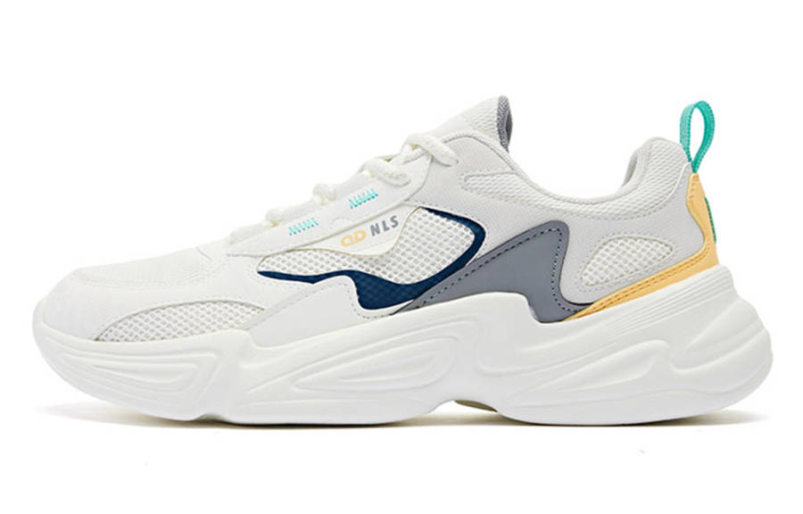 QIAODAN Cushioning Slip Resistant Low top Running Shoes Men's White