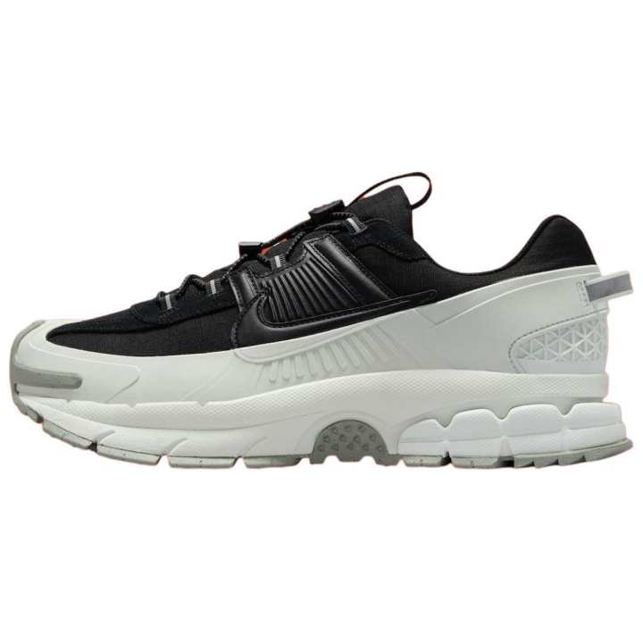 Nike Nike Zoom Vomero 5 Roam Black Light Silver