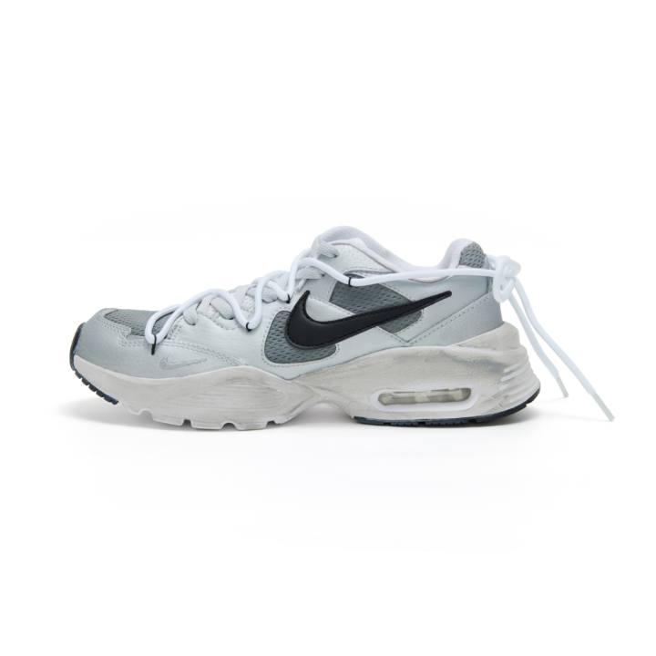 Nike Nike Air Max Fusion Low top Running Shoes Women's Silver Gray