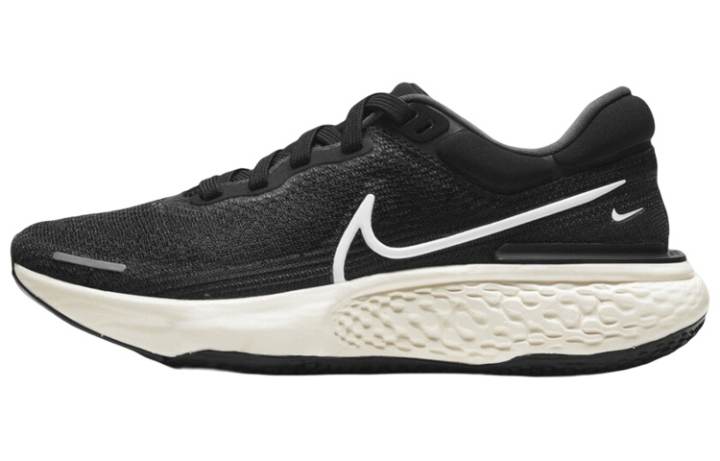 Nike Nike ZoomX Invincible Run Flyknit 'Black White' Women's