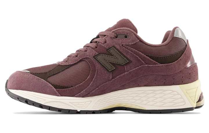 New Balance 2002R New Balance 'Truffle'