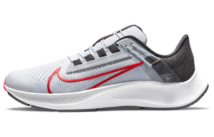 Nike Nike Air Zoom Pegasus 38 FlyEase 'Pure Platinum Chile Red'