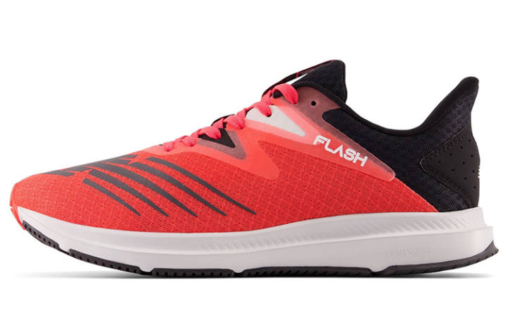 New Balance New Balance DynaSoft Flash V6 'Red Black'