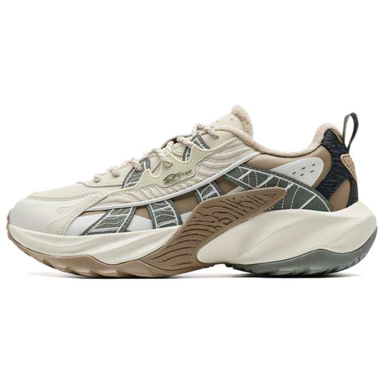 XTEP Fiery Flame 5.0 Slip Resistant Abrasion Resistant Low top Casual Shoes Men's Beige Green Brown