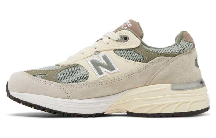 New Balance New Balance 993 MiUSA Kith Spring 101 Women's