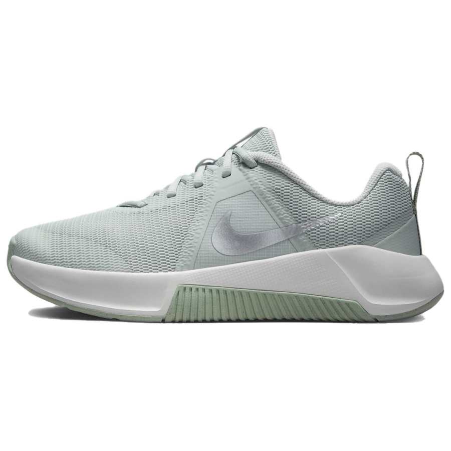 Nike Nike Slip Resistant Abrasion Resistant Slip Resistant Abrasion Resistant Low top Casual Running Shoes Women's