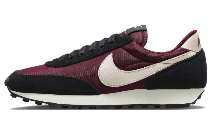 Nike Nike Daybreak Dark Beetroot Women's
