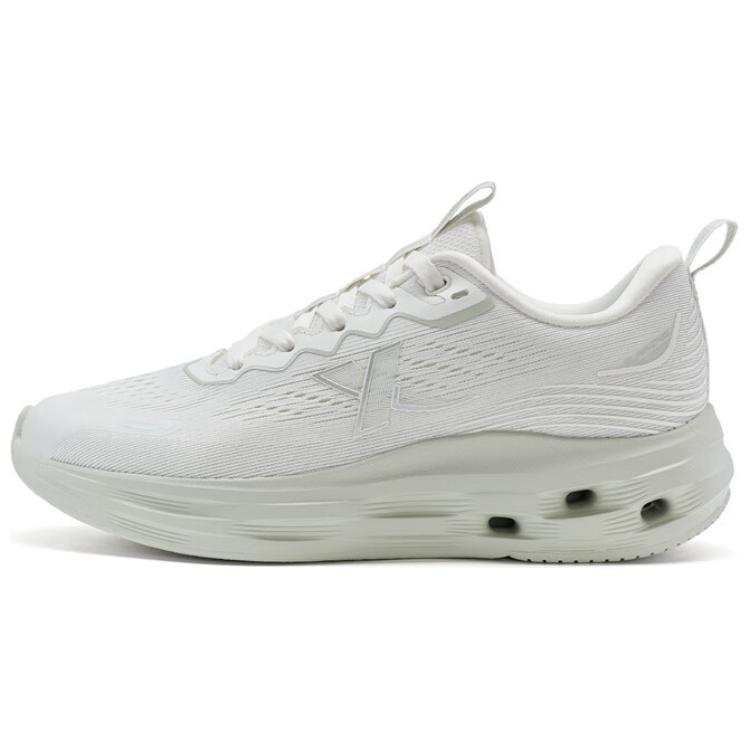 XTEP Slip Resistant Slip Resistant Low top Running Shoes Women's White