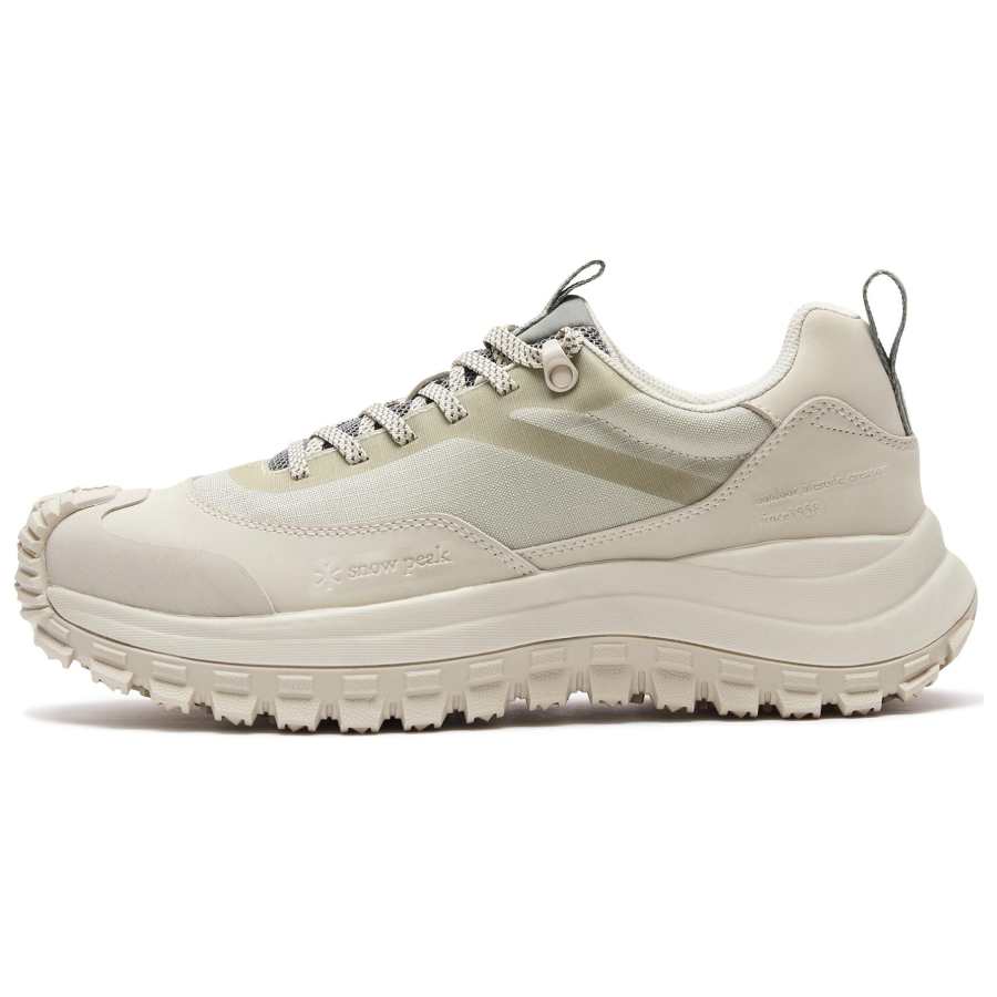 Snow Peak Slip Resistant Abrasion Resistant Low top Casual Shoes Unisex Light Beige