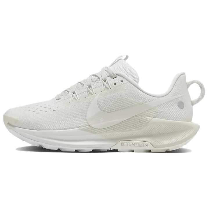Nike Nike Pegasus Trail 5 Slip Resistant Abrasion Resistant Low top Running Shoes Women's White