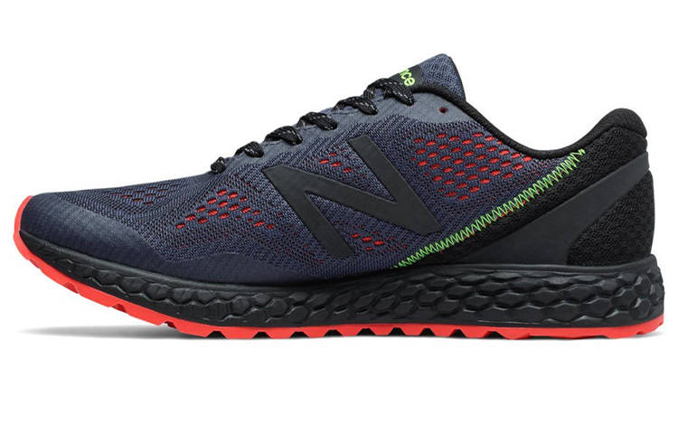 New Balance New Balance Fresh Foam Gobi V2 Low Top Blue/Red